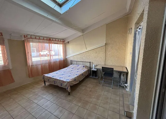 Apartamento Lumineux, Piscine, Proche Et Commerces - Fr-1-387-168 *